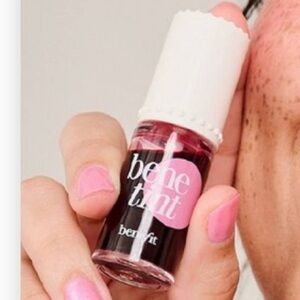 Benefit Rose tinted lip & cheek stain